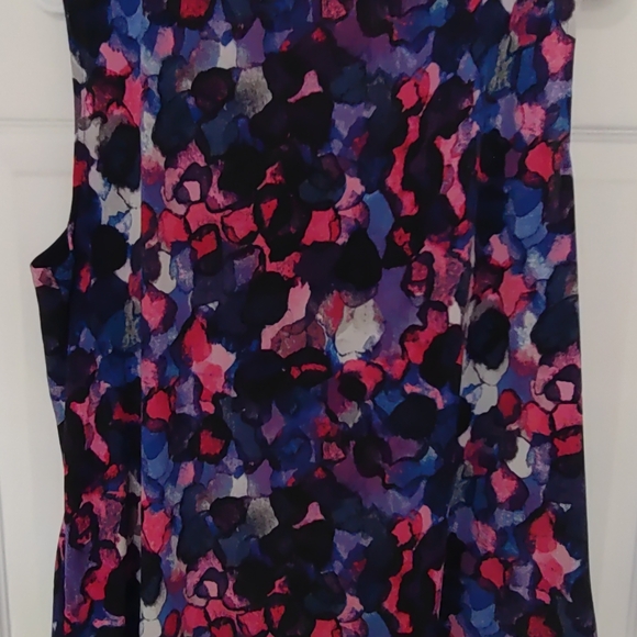 Colorful Abstract Print Dress - Picture 3 of 4